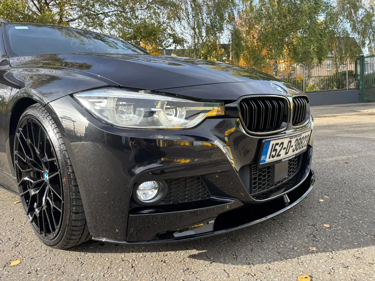 BMW 320D Touring MSPORT XDRIVE Auto - Image 3