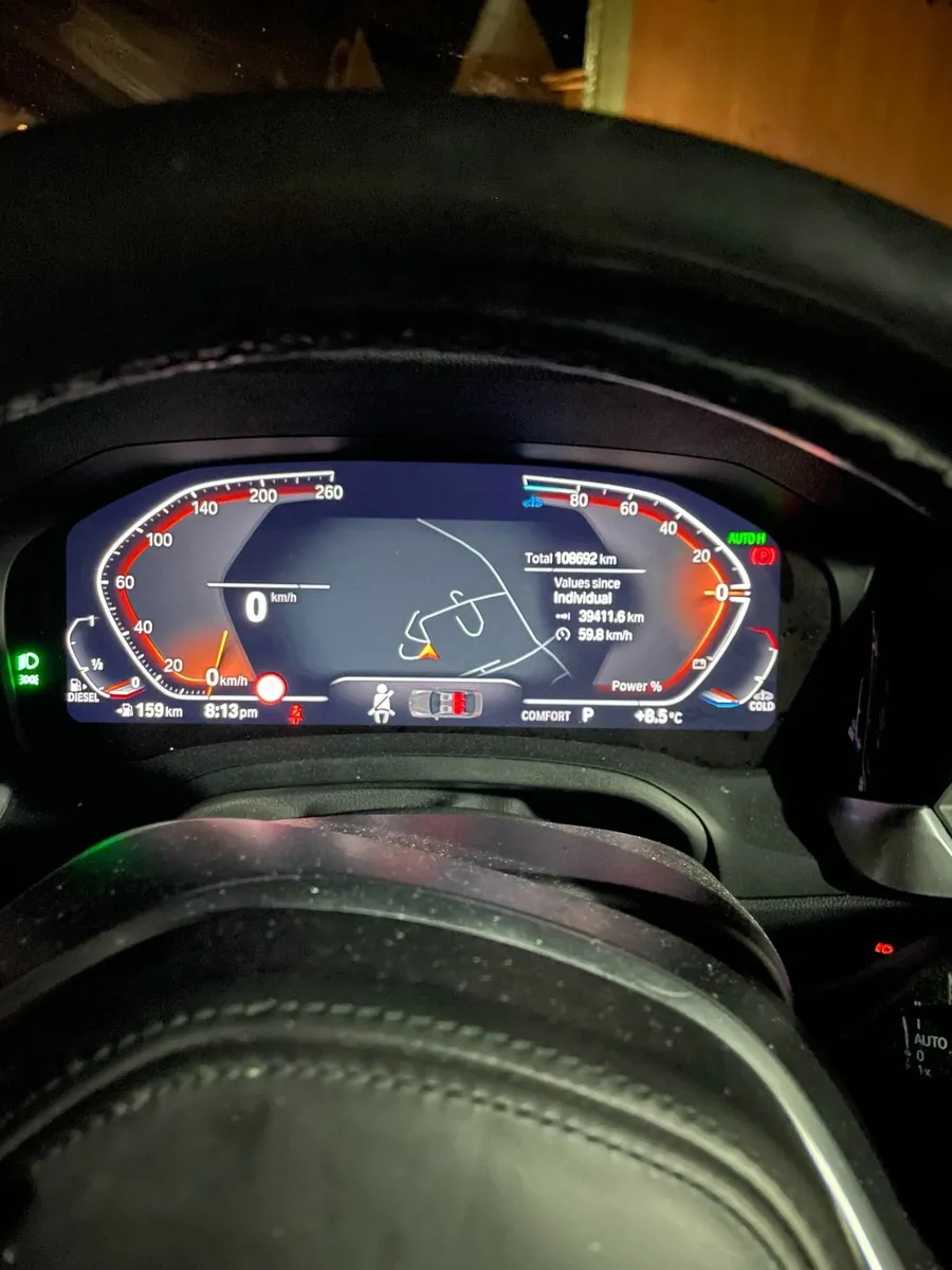 BMW 3-Series 2021 - Image 2