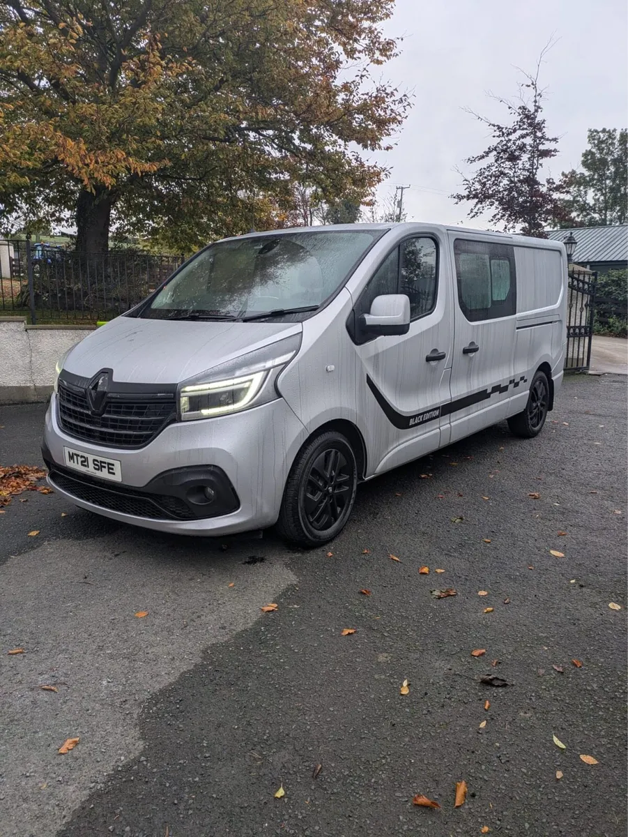 Renault crew cab - Image 1