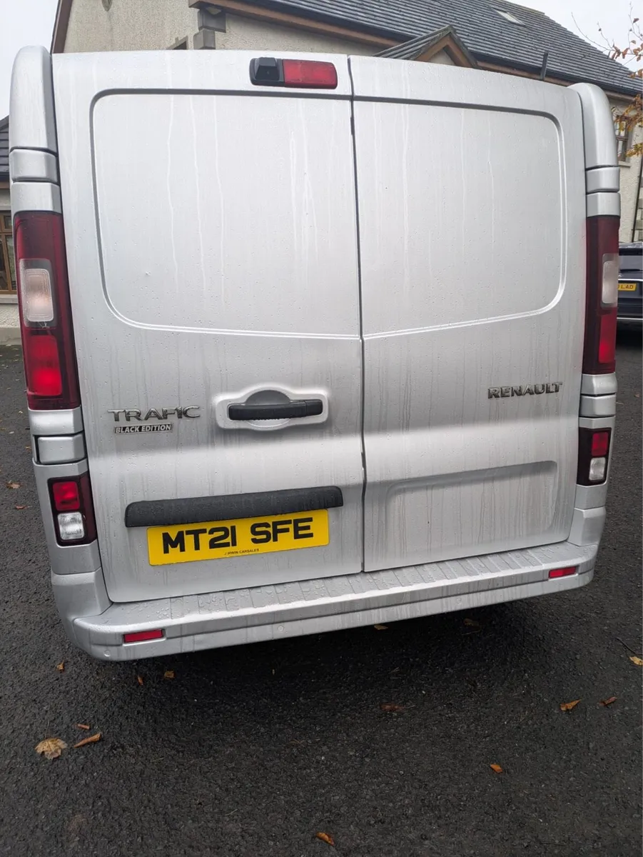 Renault crew cab - Image 3