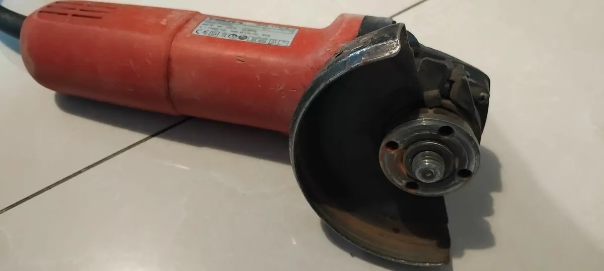 Hilti DAG 115-S Grinder 110v - Image 3