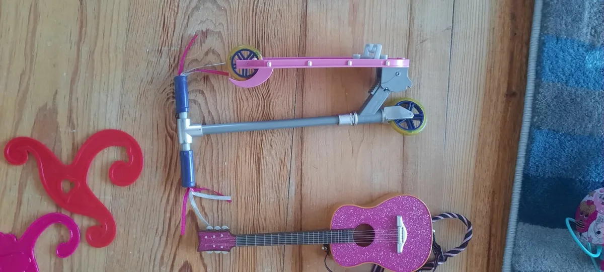 Lots of toys - Image 2