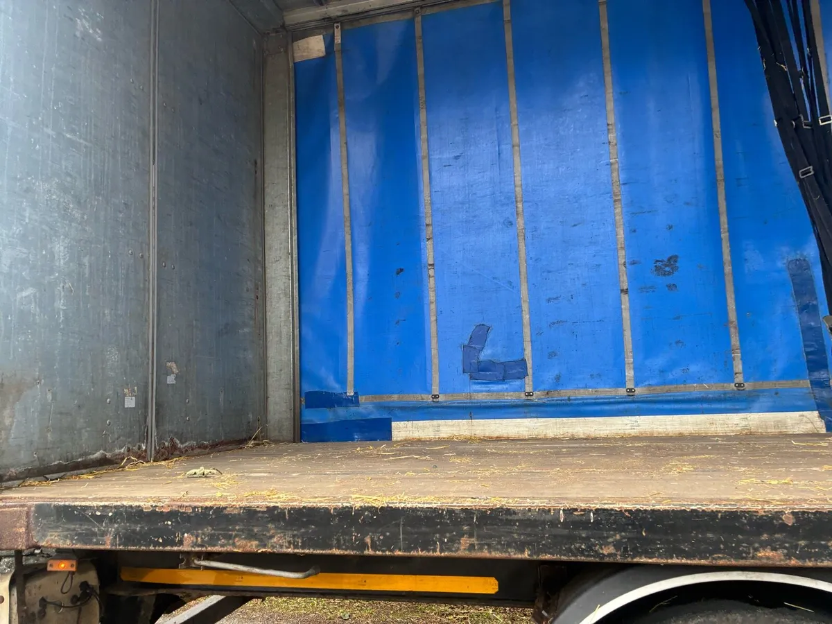 Curtainside trailers - Image 3