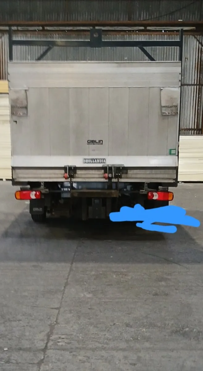 Van Tail Lift - Image 4