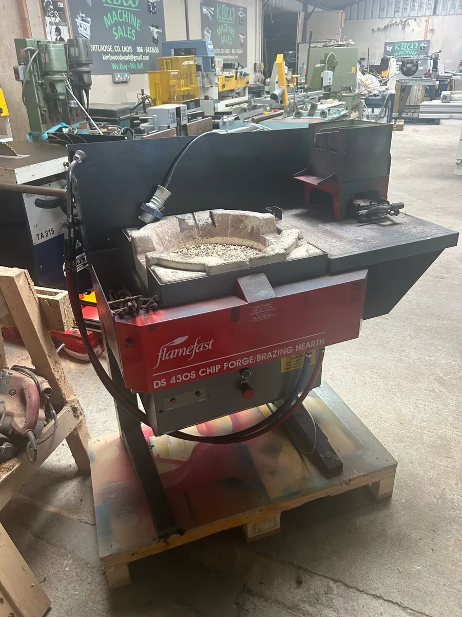 Ex school ceramic chip forge - Image 1