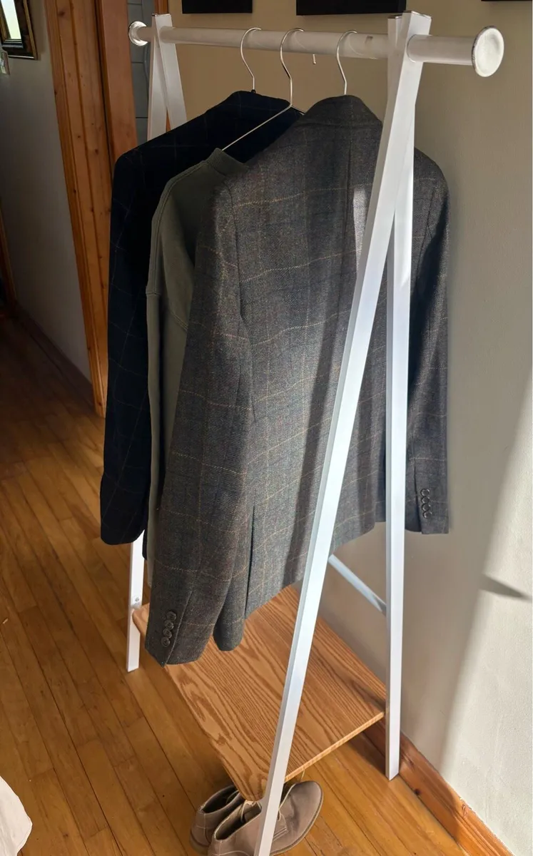 Clothing rail - Image 3