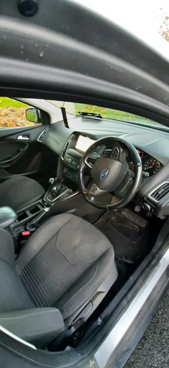 2017 Ford Focus 1.0  Petrol titanium - Image 4
