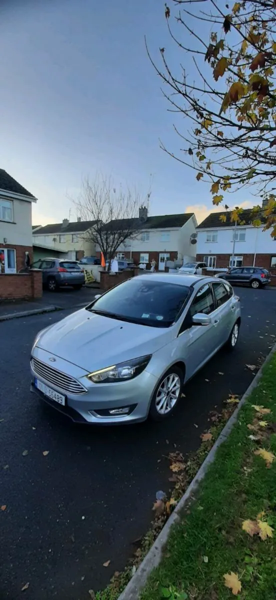 2017 Ford Focus 1.0  Petrol titanium - Image 1