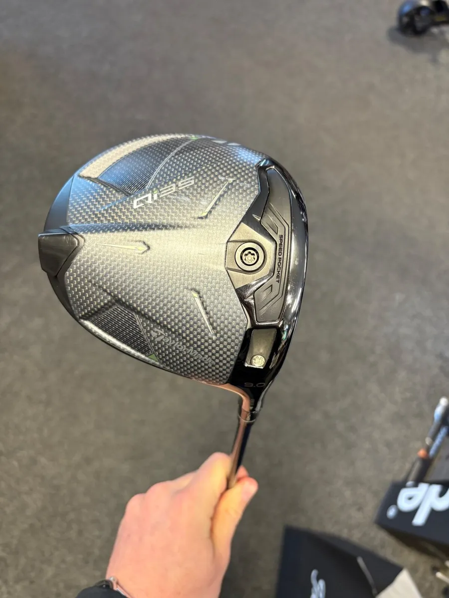 Taylormade Qi35 Driver - Image 1