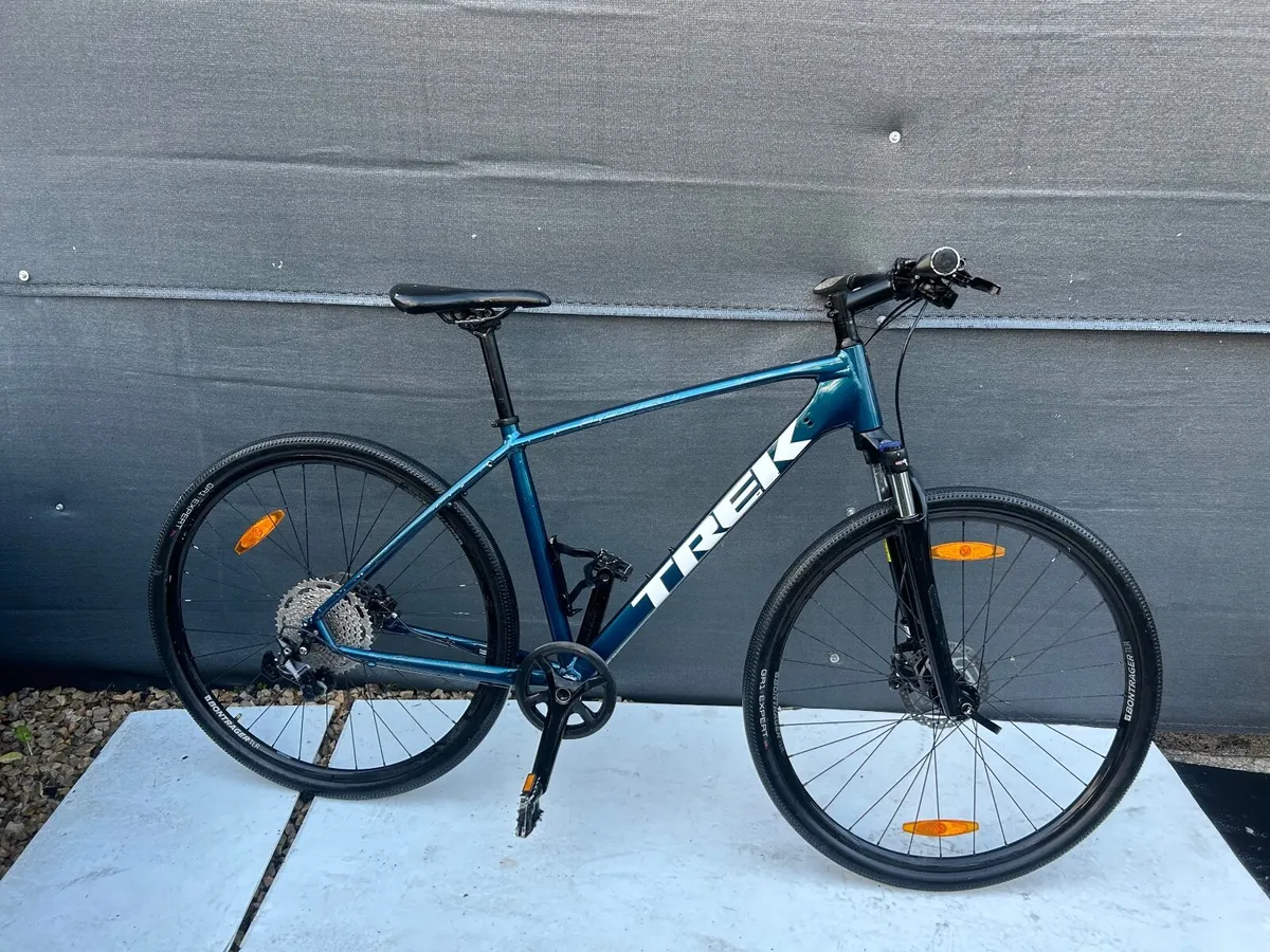Trek Dual Sport 3 ❗️Open 7 days of the week ❗️ - Image 1