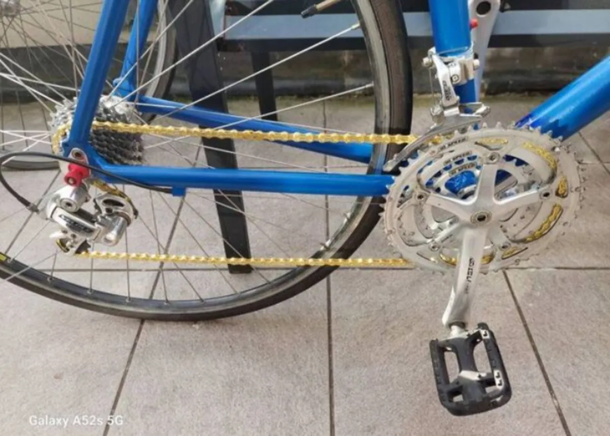 Racing Bike - Image 4