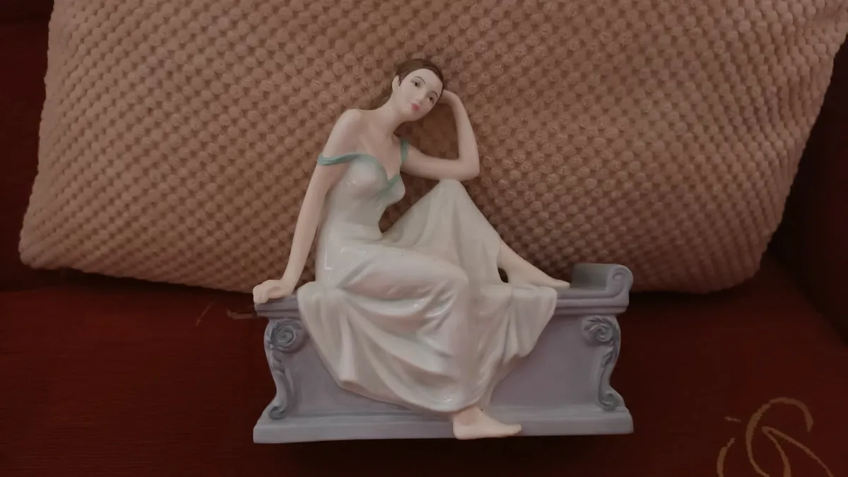 Royal Doulton  Elegant Lady Seated on Bench - Image 3