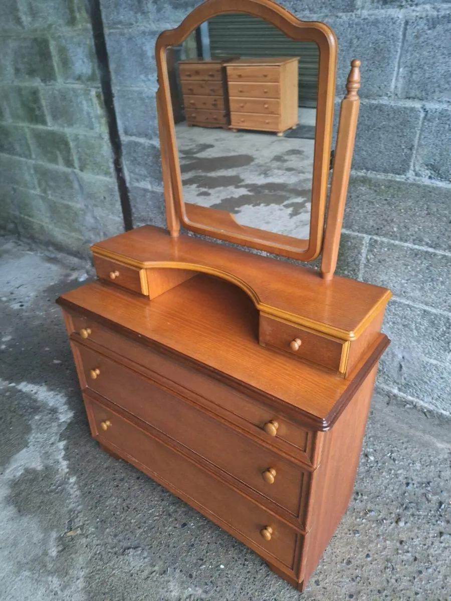 Rossmore Vintage Dressing Table (DELIVERY) - Image 1