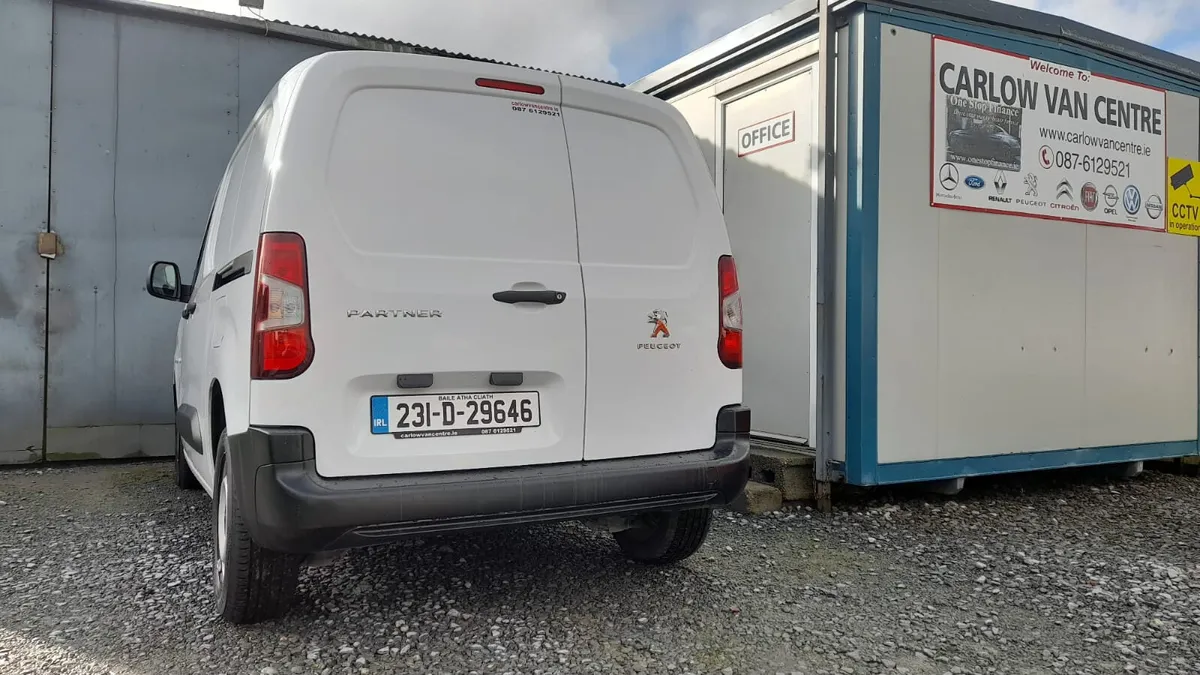 231 Peugeot Partner 1.5 blue hdi 100 active plus - Image 4