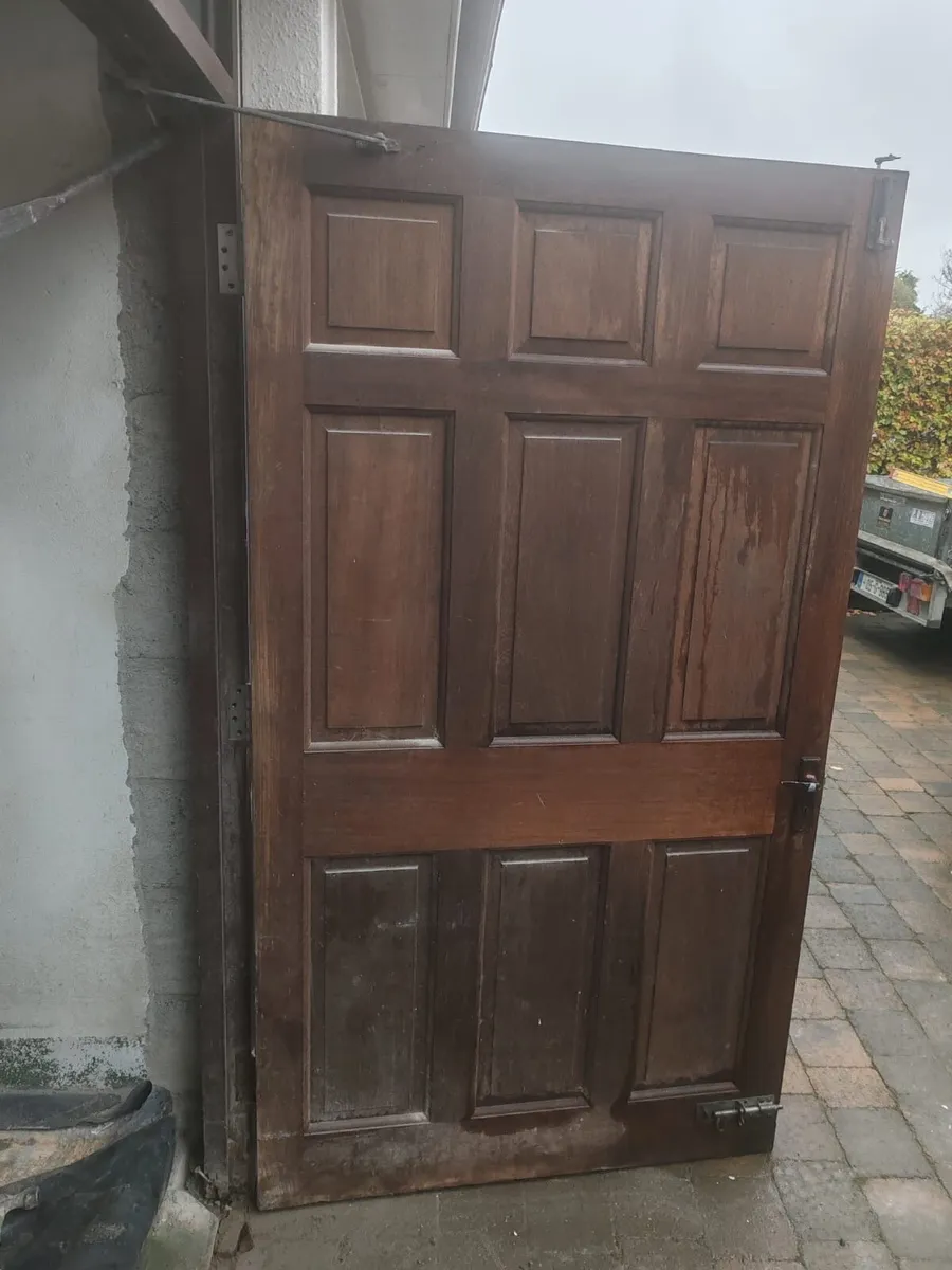 Garage doors - Image 3