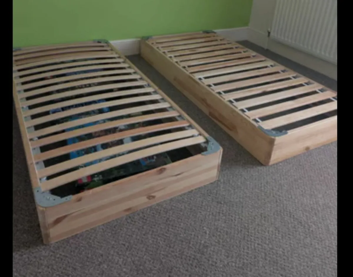 Two single Espevar Ikea beds with mattresses - Image 2