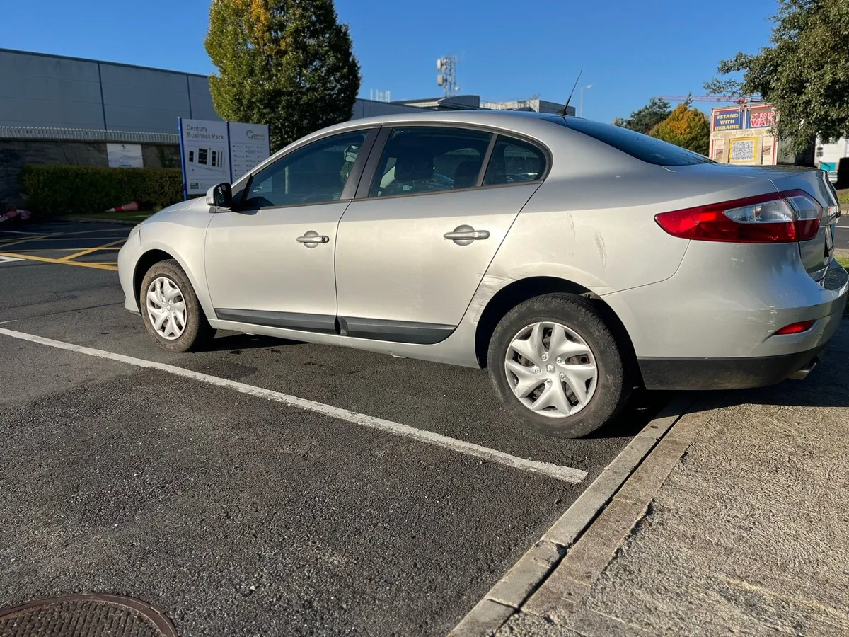 Renault Fluence Expression 1.5 DCI 110 - Image 3
