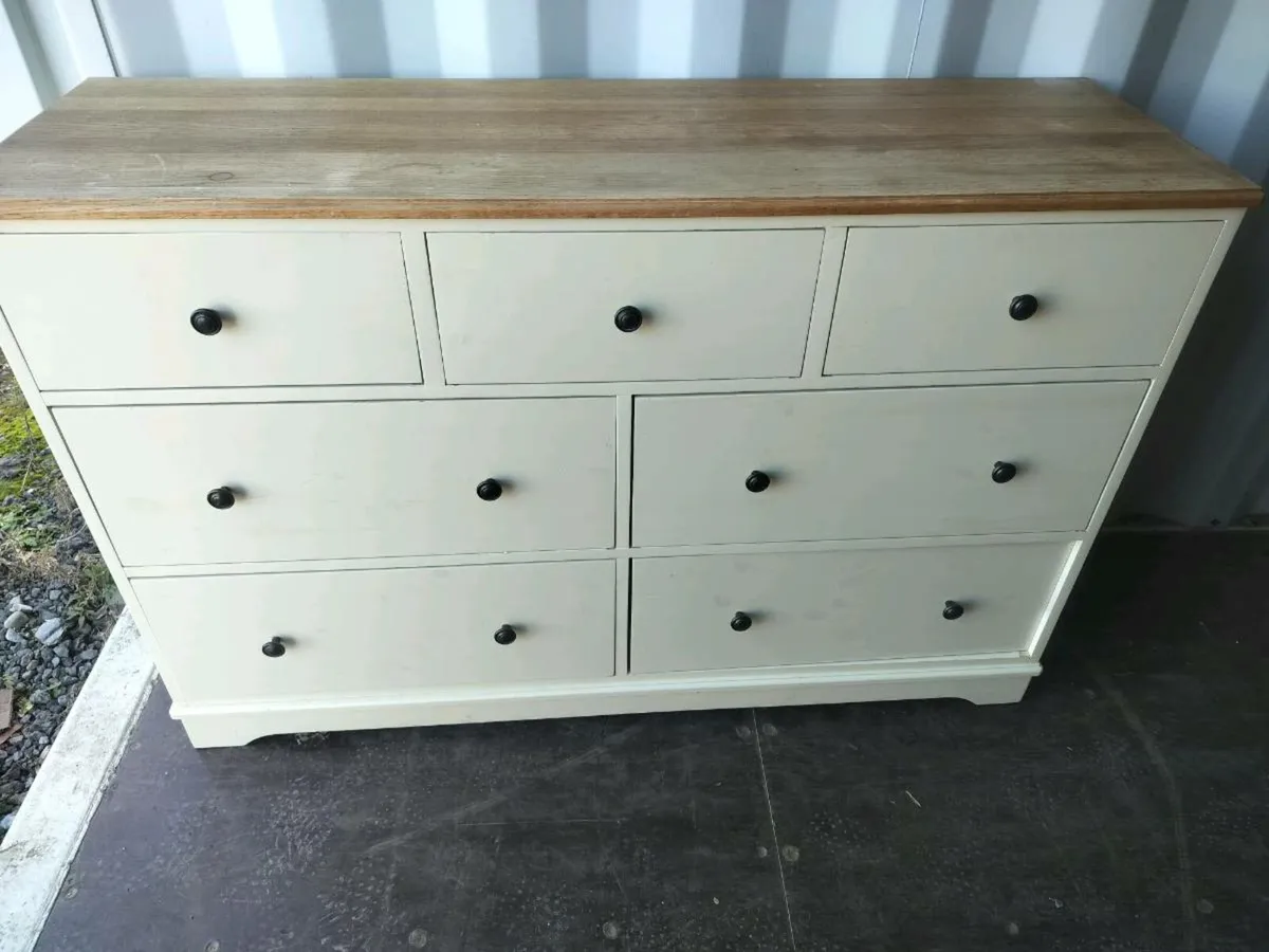 Chest of 7 drawers - Image 1