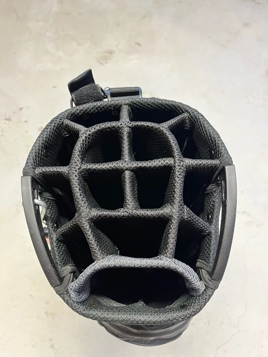 Callaway Chev Dry 14 Cart Bag - Image 3