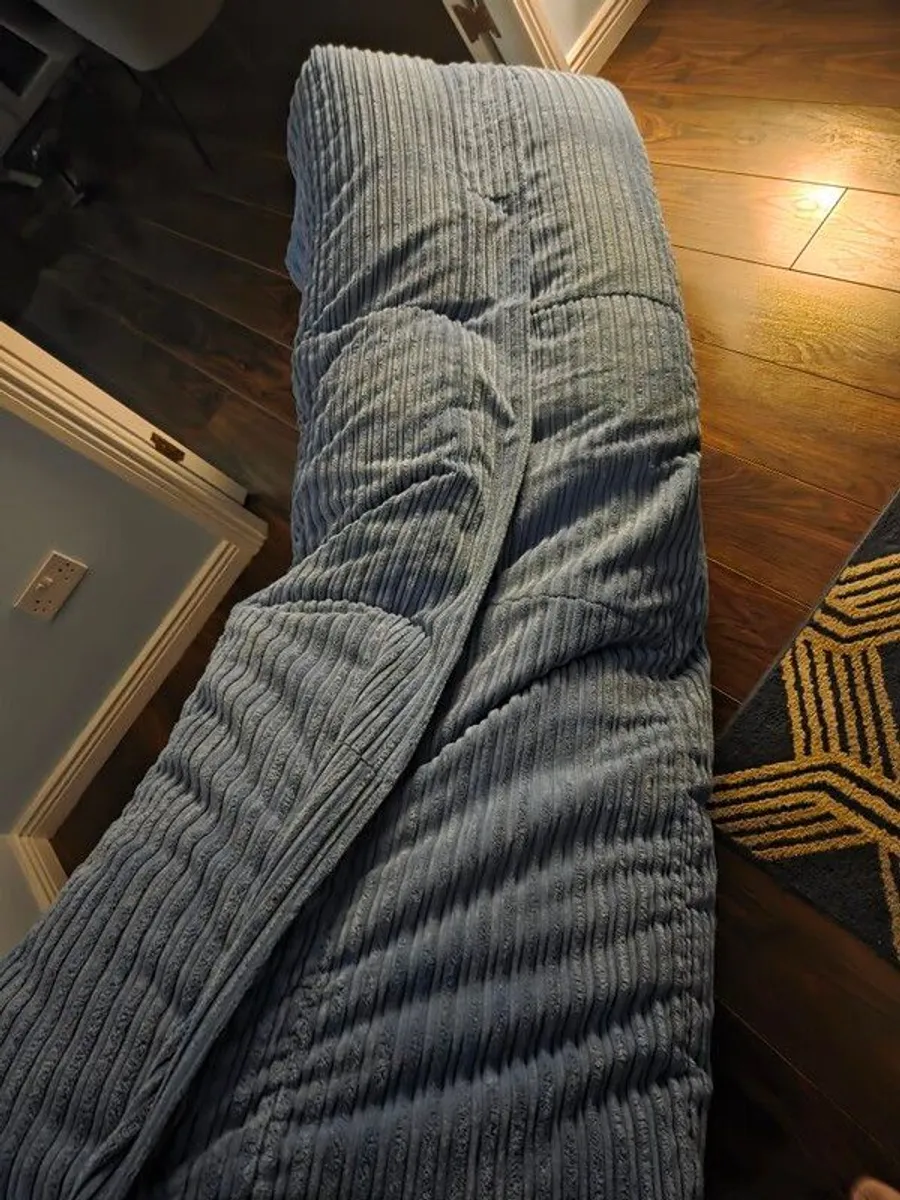 3 Seater Beanbag - Image 4