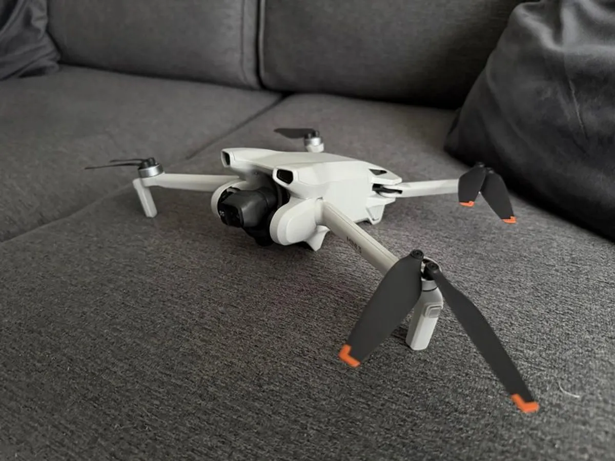 DJI Mini 3 Mint Condition 2 Batteries, Carry Case - Image 3
