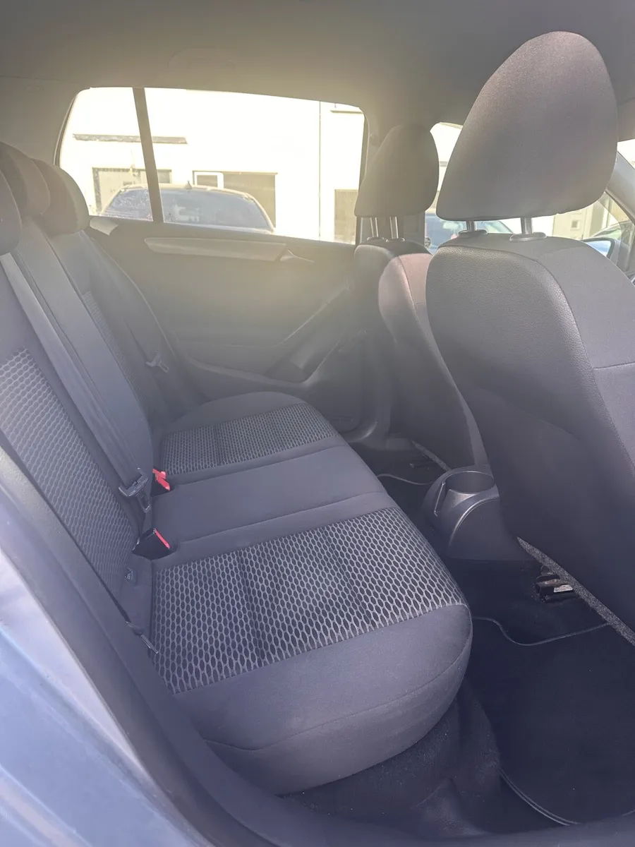 VW Golf 6  1.6 TDI - Image 3