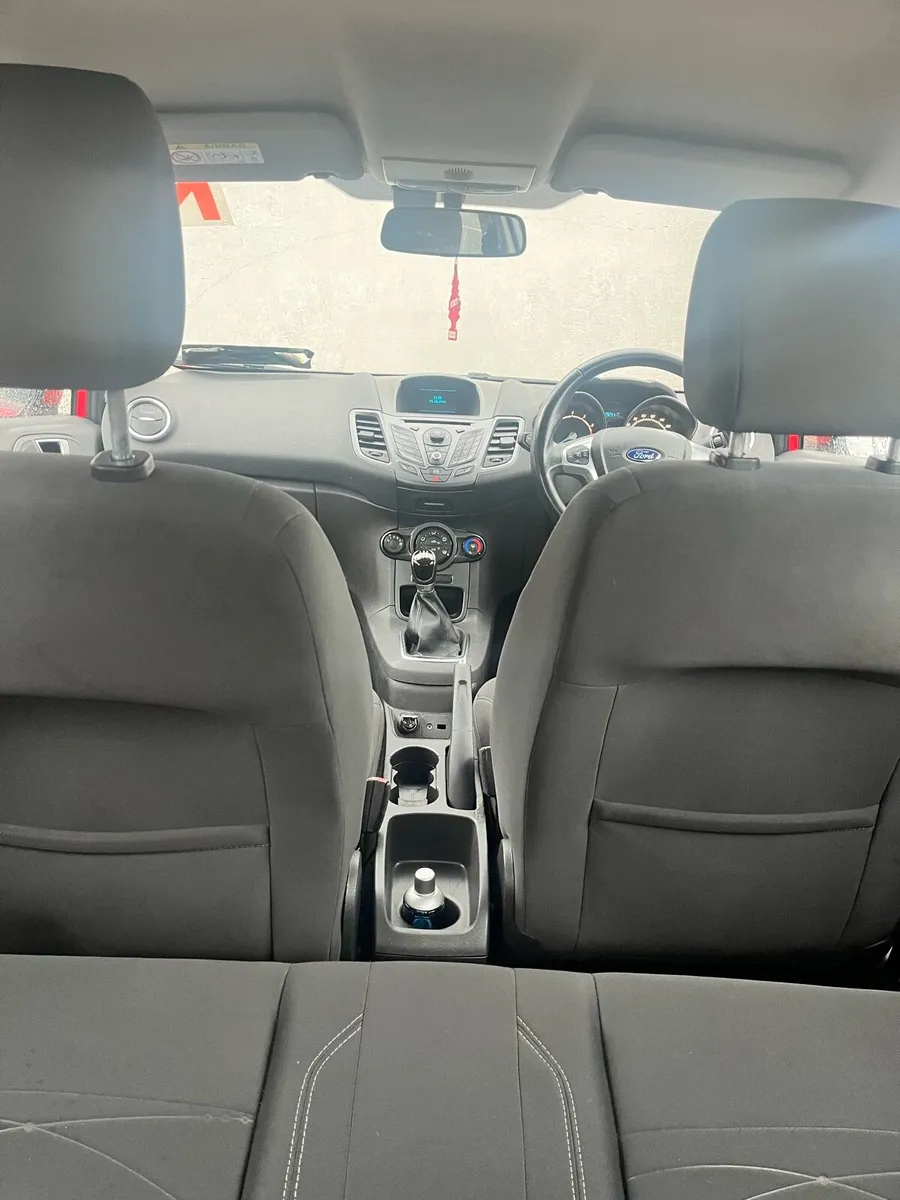 Ford Fiesta - Image 4