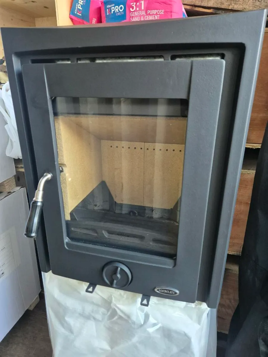 Henley  inset stove - Image 1
