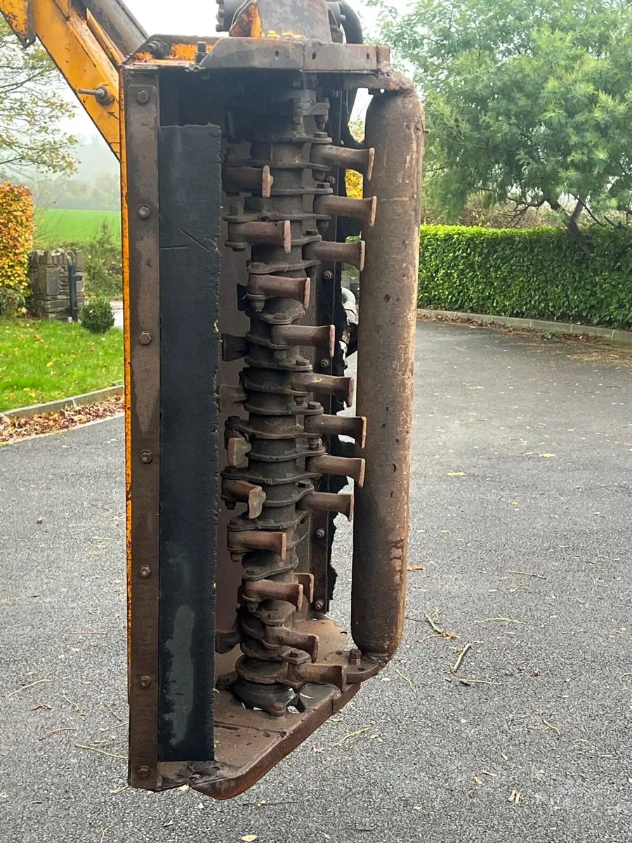 McConnell PA 5000T hedge cutter - Image 4