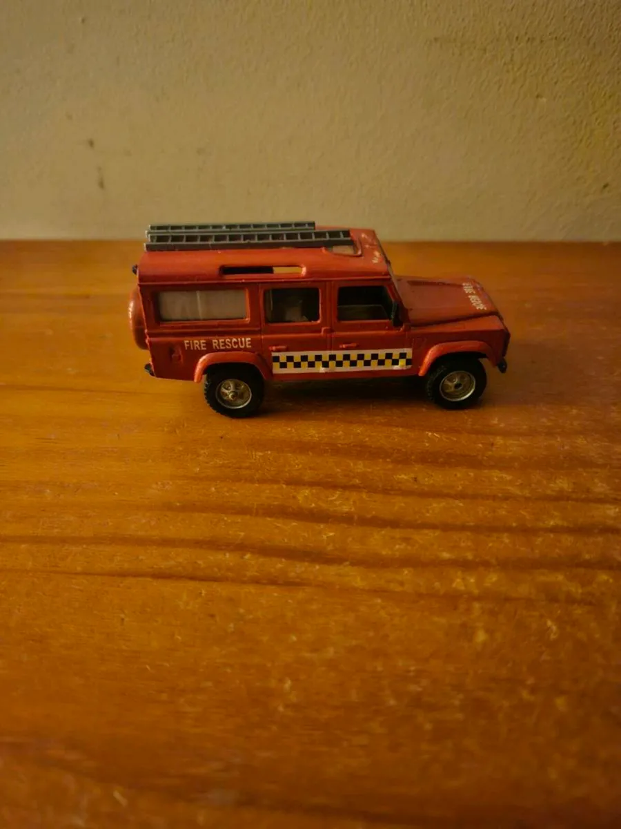 Corgi Solido Landrover - Image 3
