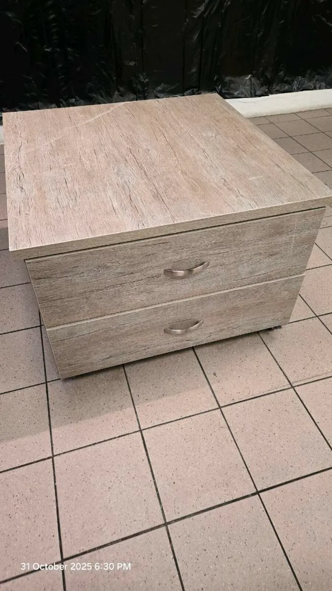 Under counter fridge and display tables - Image 3