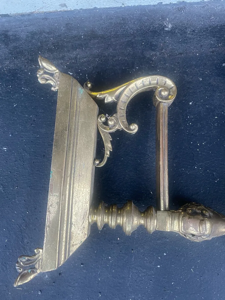 Brass fire dogs - Image 3