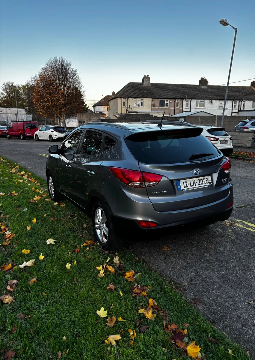 Hyundai ix35 2012 - Image 2