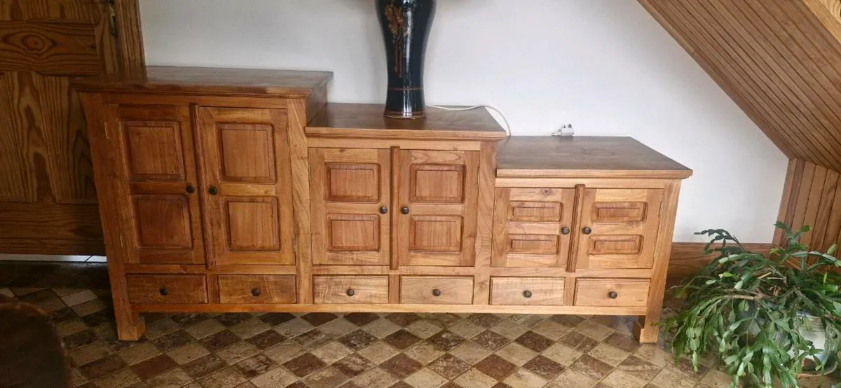 Sideboard