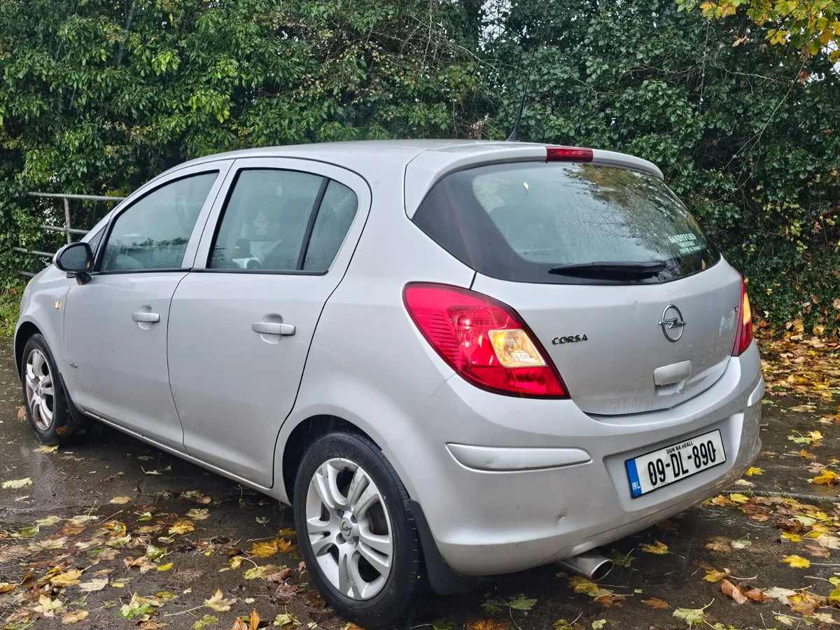 Opel corsa bargain to clear €899 no offers - Image 1