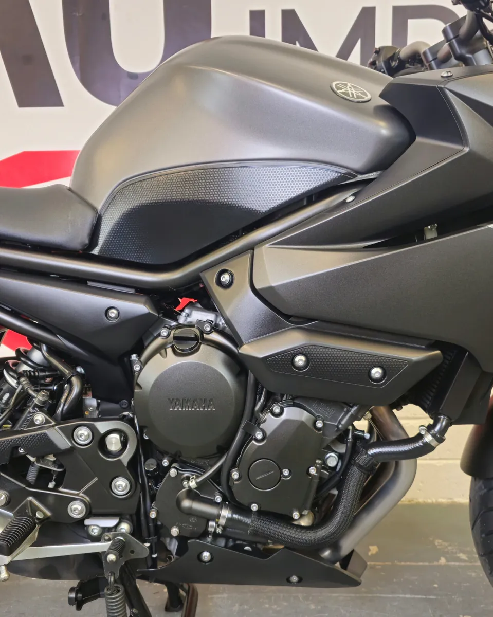 2013 Yamaha XJ6 - Image 2