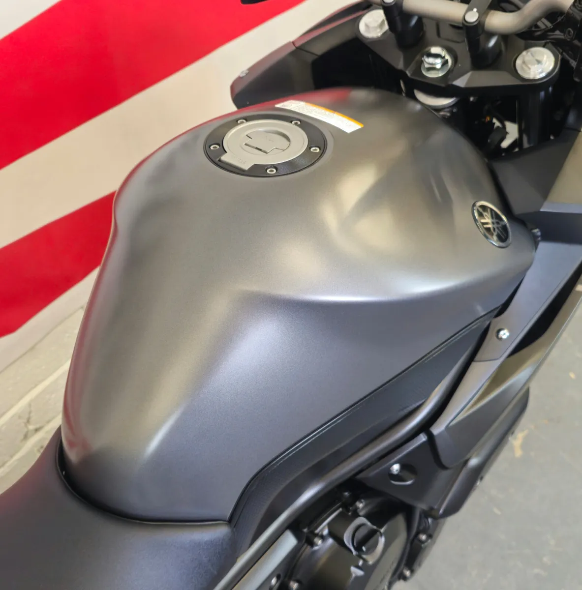 2013 Yamaha XJ6 - Image 4