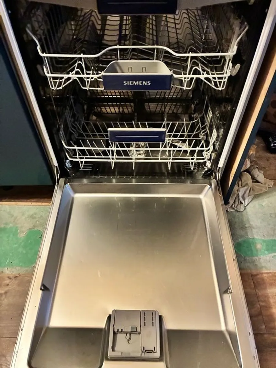 Siemens Dishwasher - Image 4