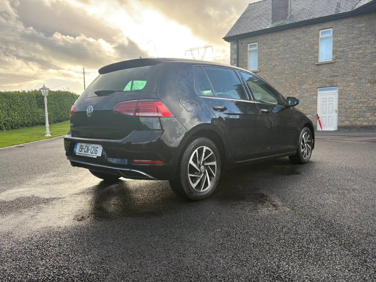 Volkswagen Golf 2019 - Image 3