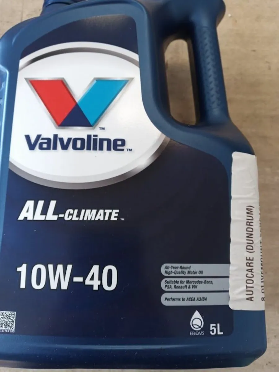 Valvoline all climate engine oil - Image 1