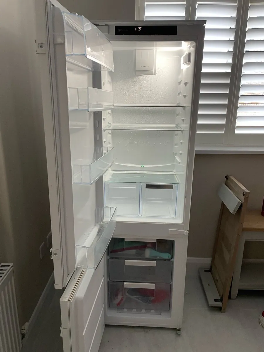 Electrolux Integrated Fridge Freezer - Image 2
