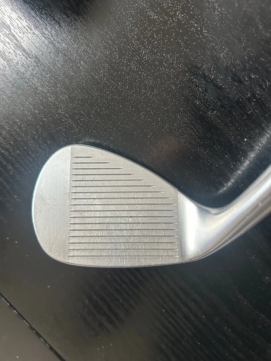 Titleist SM10 54 Sand Wedge Vokey - Image 3