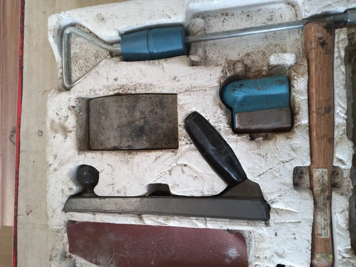 Car bodywork repair kit - Image 1