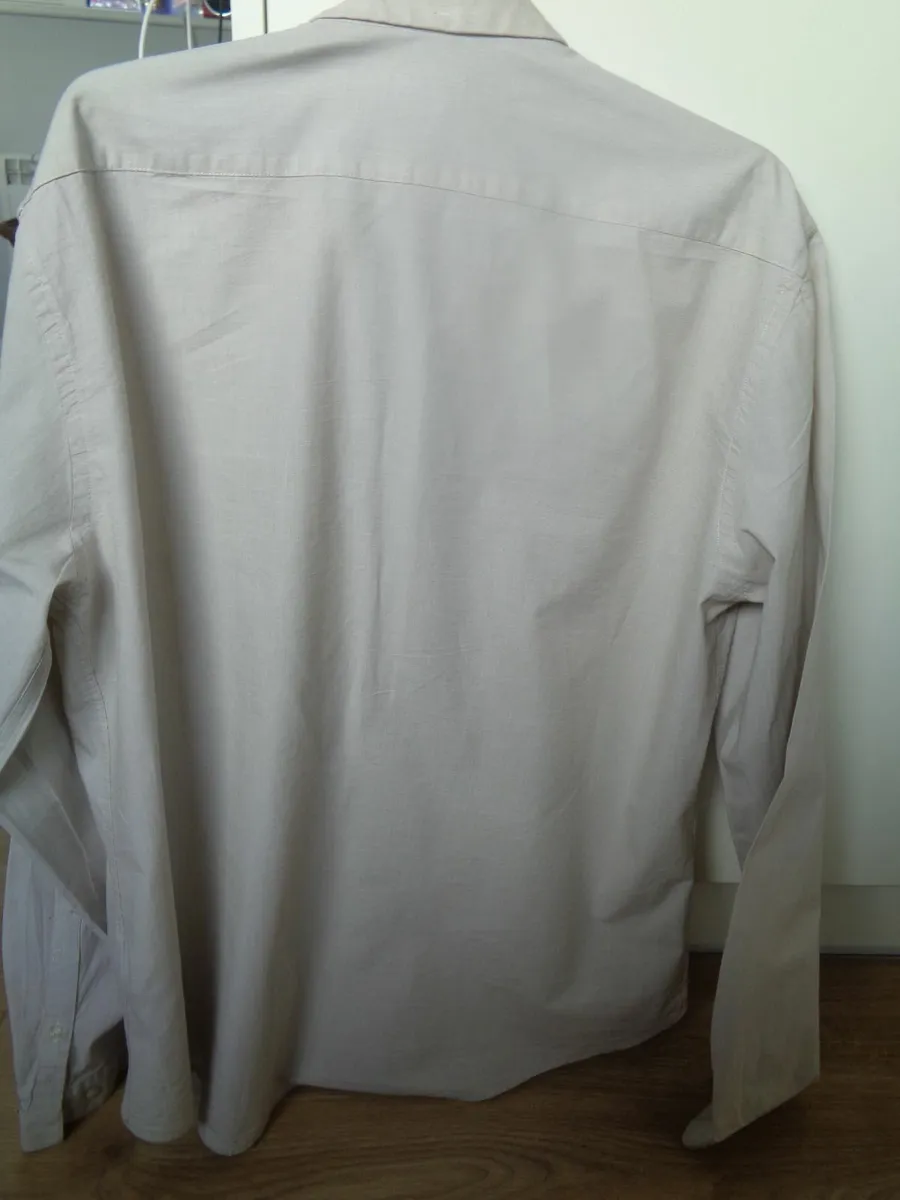 H&M's Mens Shirt for Sale - Image 2