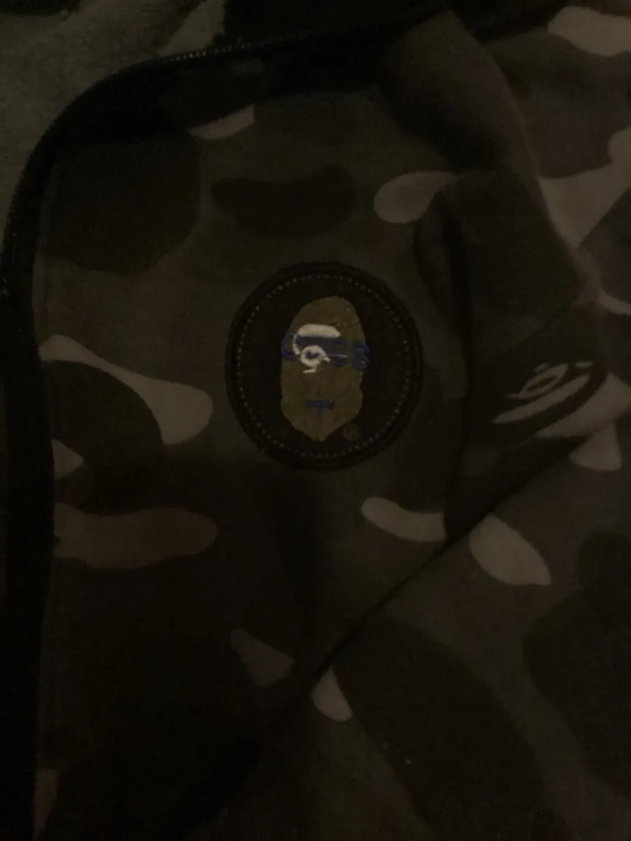 Bape hoodie - Image 3