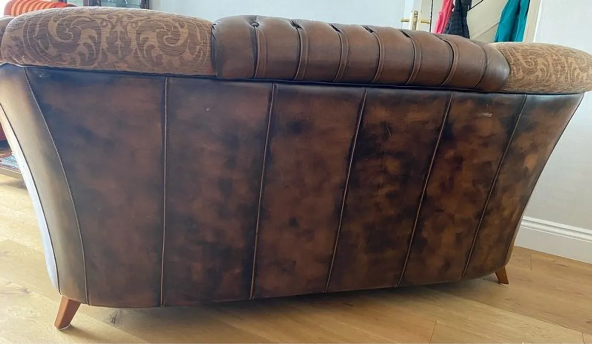 Vintage Suite of Furniture (Couch & 2 Armchairs) - Image 2