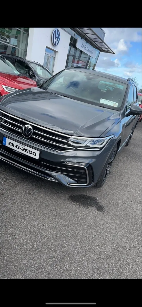 Volkswagen Tiguan R-Line - Image 1