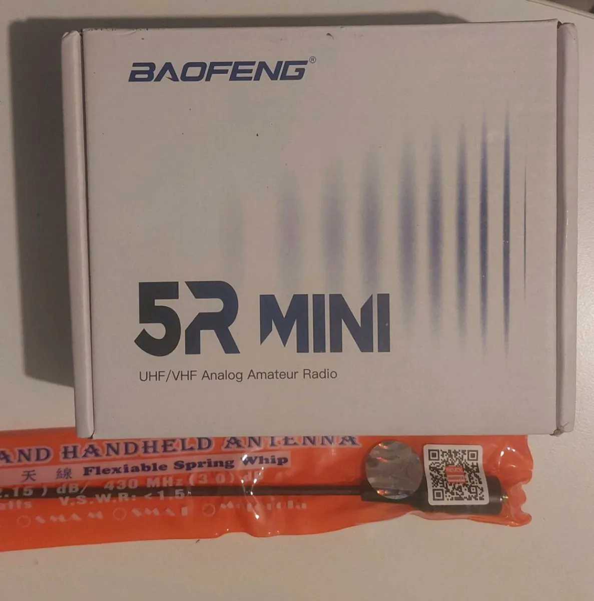 UV-5R MINI * and Nagoya portable dualband antenna - Image 1