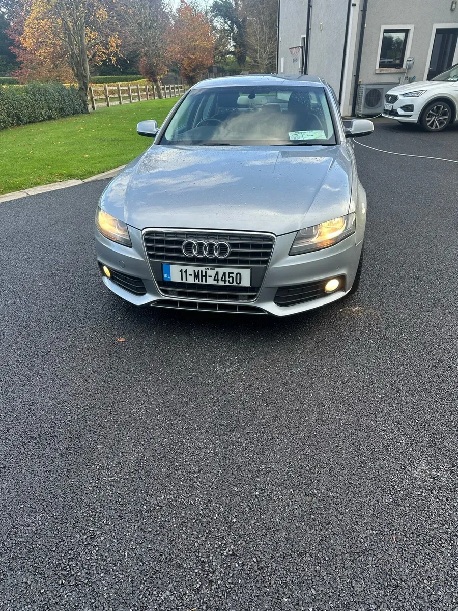 2011 Audi A4 2.0 TDI Technik,€5500 - Image 4