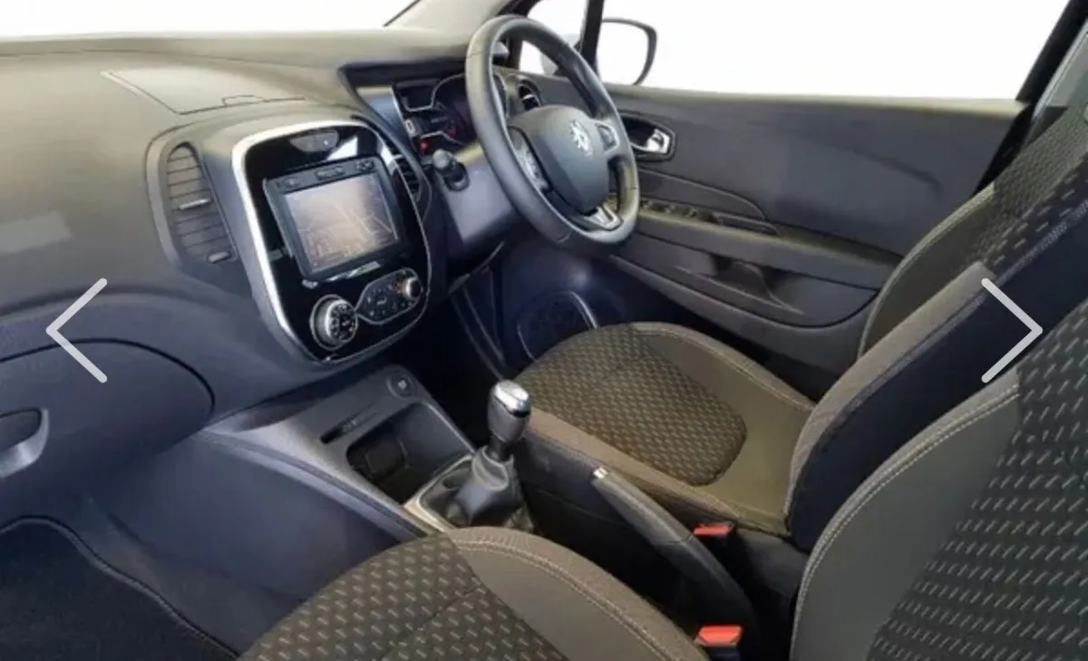 Renault Captur - Image 2